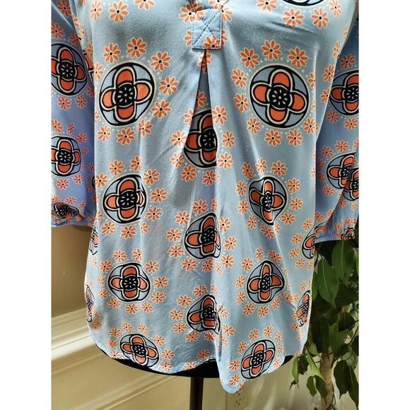 Crown & Ivy Women's Blue 100% Rayon Long Sleeve V-Neck Casual Blouse Size PM - Picture 4 of 10